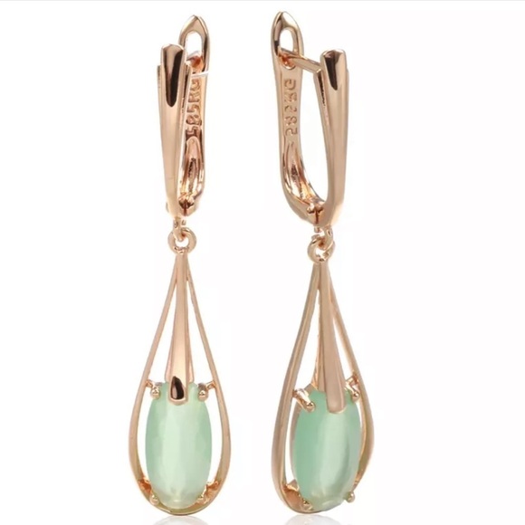 Rose Gold Plated Emerald Drop Zircon Earrings - Picture 1 of 6